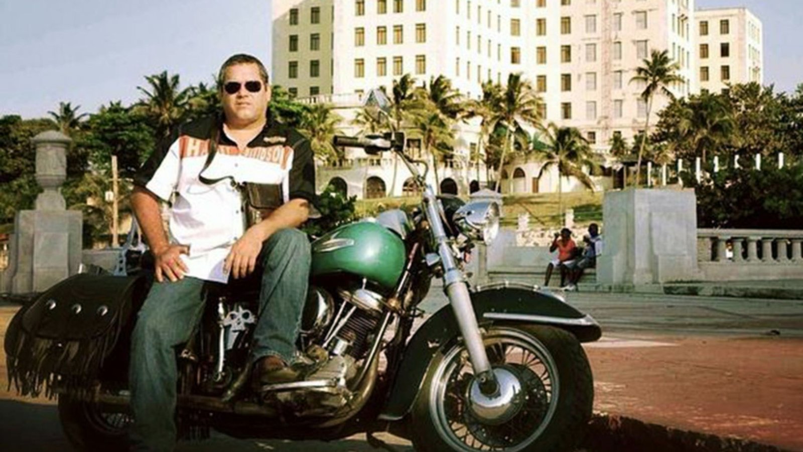 Hijo del Che viaja en moto Harley Davidson